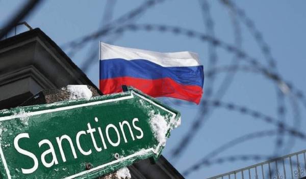 🔺 آنچه که مسکو را از گزند تحریم‌ها در امان نگه داشته است/ آیا تحریم‌های غرب علیه روسیه بی‌تأثیر بوده است؟