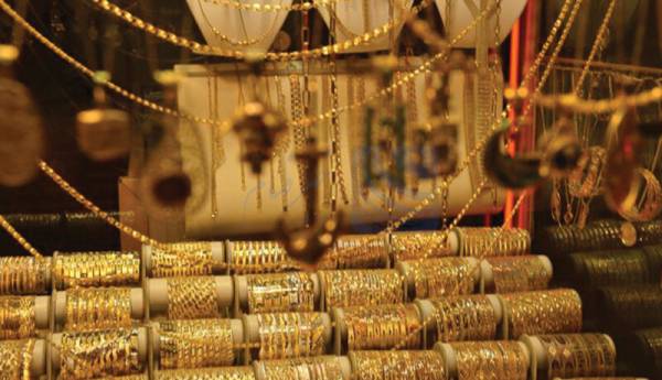 🔺 ۳ پیش‌بینی از قیمت طلا و سکه در بازار/ خریداران بازار طلا و سکه غیب شدند
