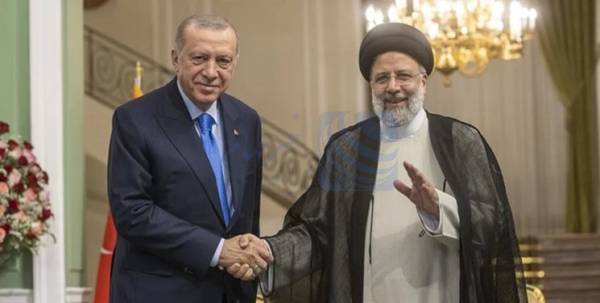 🔺 وزیر خارجه: سفر رئیس جمهور به ترکیه به دلیل نشست شورای امنیت به تعویق افتاد