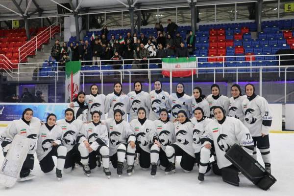 🔺 تیم ملی هاکی روی یخ بانوان ایران، برترین تیم سال ۱۴۰۲ از نگاه کارشناسان و داوران