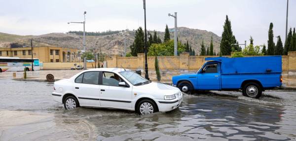🔺 بارش باران و وزش باد شدید در راه استان فارس
