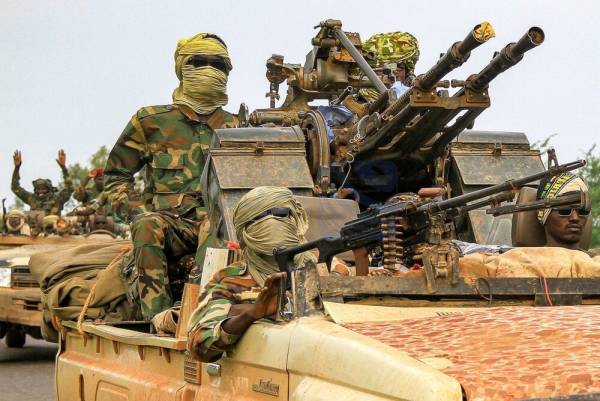 🔺 سودان: امارات بیش از ۴۰۰ محموله سلاح و مهمات برای نیروهای واکنش سریع فرستاده است